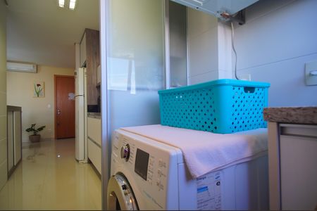 Apartamento à venda com 71m², 2 quartos e 2 vagasÁrea de Serviço