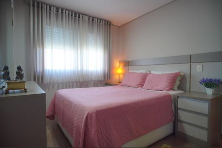 Apartamento à venda com 71m², 2 quartos e 2 vagasSuíte