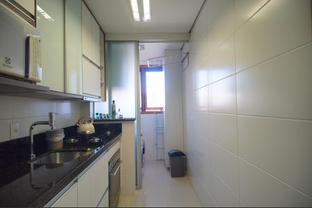 Apartamento à venda com 71m², 2 quartos e 2 vagasCozinha