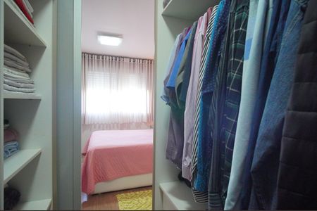 Apartamento à venda com 71m², 2 quartos e 2 vagasCloset da suíte