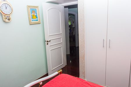 Casa à venda com 525m², 4 quartos e 6 vagas Casa à venda com 525m², 4 quartos e 6 vagasQuarto 2