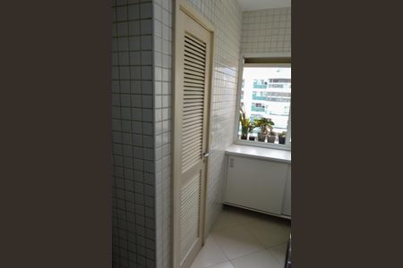 Apartamento à venda com 102m², 3 quartos e 1 vagaBanheiro de Serviço