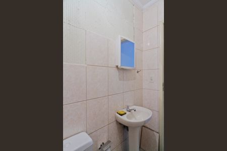 Casa à venda com 193m², 3 quartos e 4 vagas Casa à venda com 193m², 3 quartos e 4 vagasBanheiro de Serviço