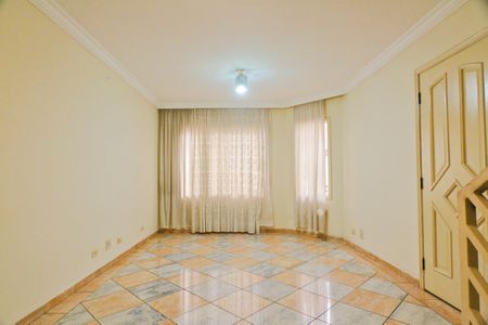 Casa à venda com 193m², 3 quartos e 4 vagas Casa à venda com 193m², 3 quartos e 4 vagasSala