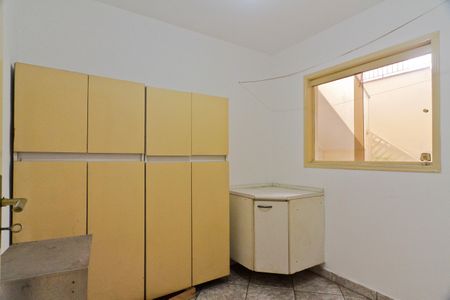 Casa à venda com 193m², 3 quartos e 4 vagas Casa à venda com 193m², 3 quartos e 4 vagasQuarto de Serviço