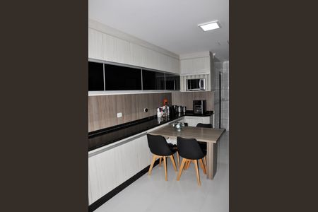 Casa à venda com 320m², 3 quartos e 4 vagas Casa à venda com 320m², 3 quartos e 4 vagasDetalhe - Cozinha