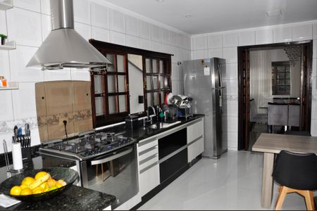 Casa à venda com 320m², 3 quartos e 4 vagas Casa à venda com 320m², 3 quartos e 4 vagasDetalhe - Cozinha