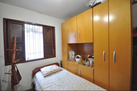 Casa à venda com 400m², 2 quartos e 3 vagasQuarto 2