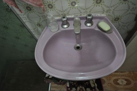 Casa à venda com 400m², 2 quartos e 3 vagasBanheiro