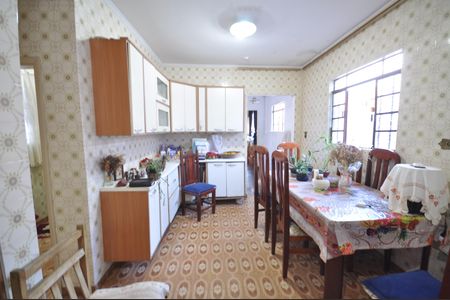 Casa à venda com 400m², 2 quartos e 3 vagasCozinha