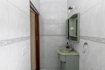 Casa à venda com 150m², 4 quartos e 2 vagas Casa à venda com 150m², 4 quartos e 2 vagasBanheiro Suíte 2