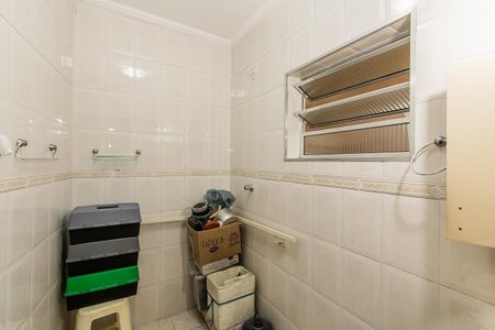 Casa à venda com 150m², 4 quartos e 2 vagas Casa à venda com 150m², 4 quartos e 2 vagasBanheiro de Serviço