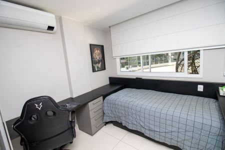 Apartamento à venda com 117m², 3 quartos e 2 vagasSuíte 2