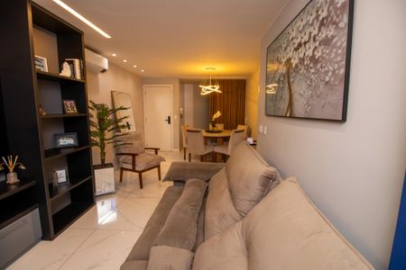 Apartamento à venda com 117m², 3 quartos e 2 vagasSala