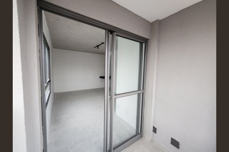 Apartamento à venda com 31m², 1 quarto e sem vaga Apartamento à venda com 31m², 1 quarto e sem vagaVaranda Studio