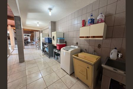 Casa à venda com 750m², 3 quartos e 6 vagasÁrea de Serviço