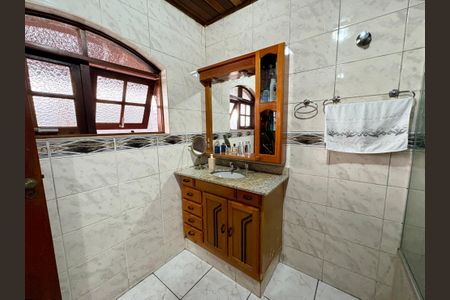Casa à venda com 750m², 3 quartos e 6 vagas Casa à venda com 750m², 3 quartos e 6 vagasBanheiro da Suíte