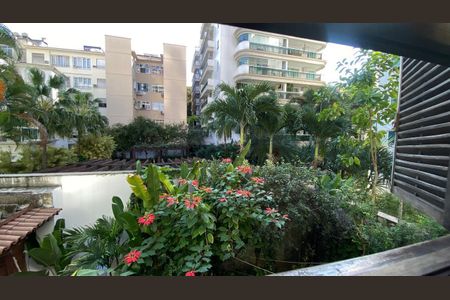 Apartamento à venda com 70m², 2 quartos e sem vaga