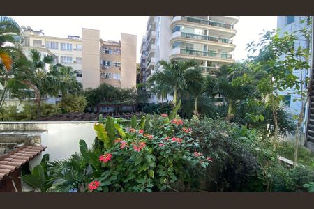 Apartamento à venda com 70m², 2 quartos e sem vaga