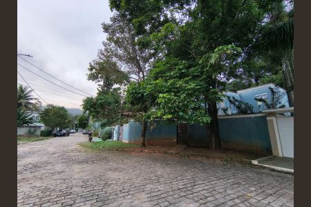 Casa de condomínio à venda com 210m², 5 quartos e 2 vagas Casa de condomínio à venda com 210m², 5 quartos e 2 vagasCondomínio