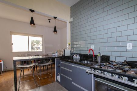 Apartamento à venda com 92m², 2 quartos e 2 vagas Apartamento à venda com 92m², 2 quartos e 2 vagasCozinha