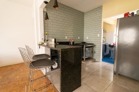 Apartamento à venda com 92m², 2 quartos e 2 vagas Apartamento à venda com 92m², 2 quartos e 2 vagasCozinha