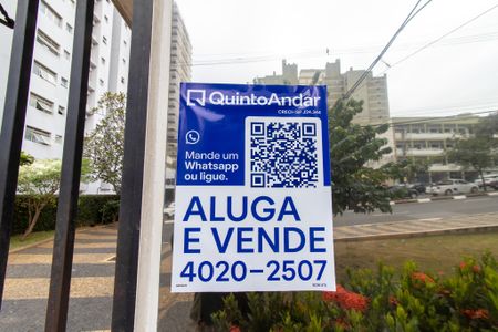 Apartamento à venda com 92m², 2 quartos e 2 vagas Apartamento à venda com 92m², 2 quartos e 2 vagasPlaca