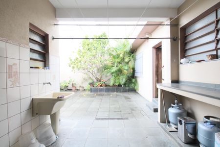 Casa à venda com 137m², 3 quartos e sem vagaArea comum