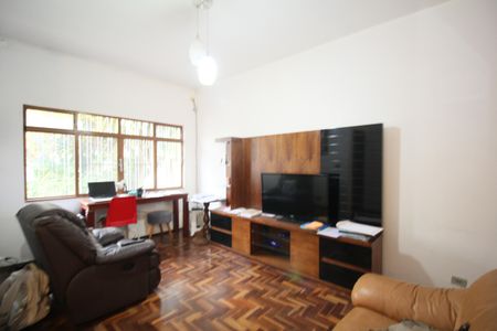 Casa à venda com 137m², 3 quartos e sem vagaSala