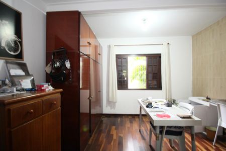 Casa à venda com 137m², 3 quartos e sem vagaQuarto 3