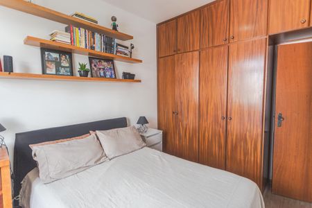 Apartamento à venda com 75m², 3 quartos e 2 vagas Apartamento à venda com 75m², 3 quartos e 2 vagasQuarto 1