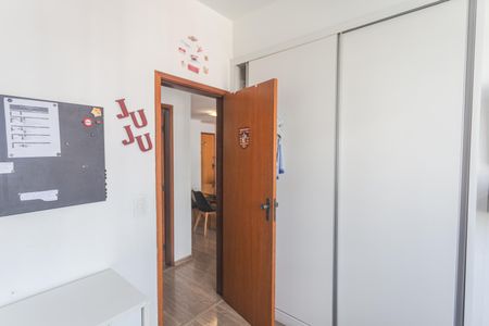 Apartamento à venda com 75m², 3 quartos e 2 vagas Apartamento à venda com 75m², 3 quartos e 2 vagasQuarto 3