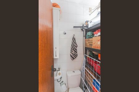 Apartamento à venda com 75m², 3 quartos e 2 vagas Apartamento à venda com 75m², 3 quartos e 2 vagasBanheiro de serviço