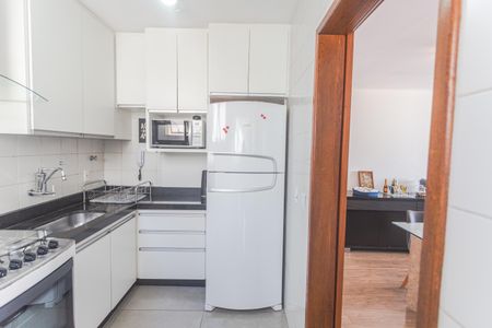 Apartamento à venda com 75m², 3 quartos e 2 vagas Apartamento à venda com 75m², 3 quartos e 2 vagasCozinha