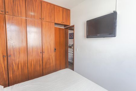 Apartamento à venda com 75m², 3 quartos e 2 vagas Apartamento à venda com 75m², 3 quartos e 2 vagasQuarto 1