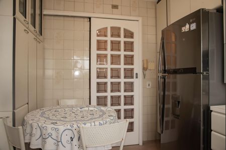 Apartamento à venda com 119m², 3 quartos e 2 vagasCozinha