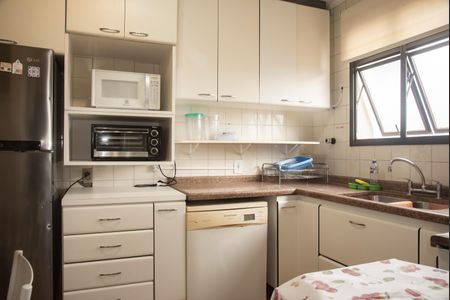 Apartamento à venda com 119m², 3 quartos e 2 vagasCozinha