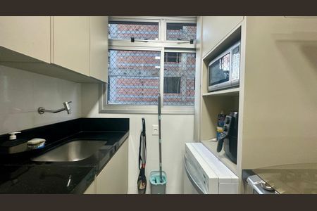 Apartamento à venda com 68m², 2 quartos e 2 vagasÁrea de serviço