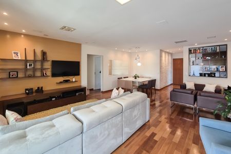 Apartamento à venda com 150m², 3 quartos e 3 vagasSala