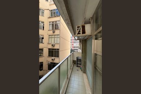 Apartamento à venda com 65m², 1 quarto e 1 vagaSala - varanda