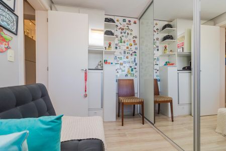 Apartamento à venda com 240m², 2 quartos e 2 vagas Apartamento à venda com 240m², 2 quartos e 2 vagasQuarto 2