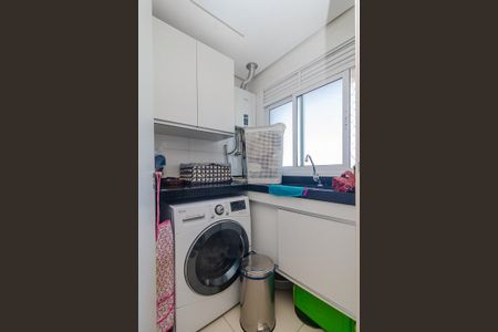 Apartamento à venda com 240m², 2 quartos e 2 vagas Apartamento à venda com 240m², 2 quartos e 2 vagasÁrea de Serviço