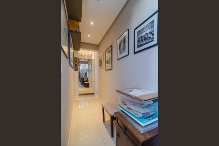 Apartamento à venda com 240m², 2 quartos e 2 vagas Apartamento à venda com 240m², 2 quartos e 2 vagasCorredor