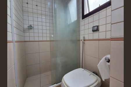 Apartamento à venda com 400m², 4 quartos e 6 vagasBanheiro da Suíte 2