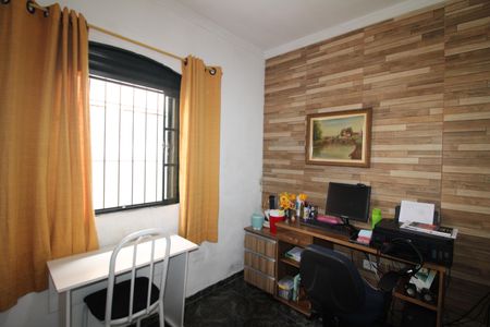 Casa à venda com 126m², 3 quartos e 2 vagasQuarto 2