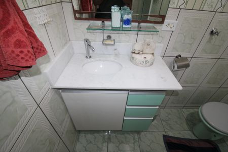 Casa à venda com 126m², 3 quartos e 2 vagasBanheiro de Serviço