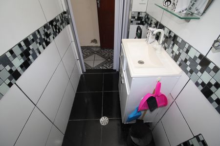 Casa à venda com 126m², 3 quartos e 2 vagasBanheiro 1
