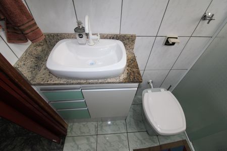 Casa à venda com 126m², 3 quartos e 2 vagasBanheiro 2