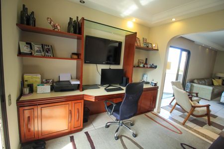 Apartamento à venda com 175m², 3 quartos e 3 vagas Apartamento à venda com 175m², 3 quartos e 3 vagasSala