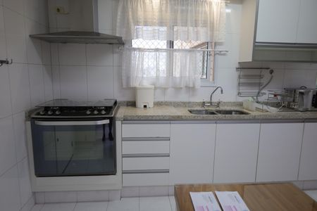 Apartamento para alugar com 326m², 6 quartos e 4 vagasCozinha